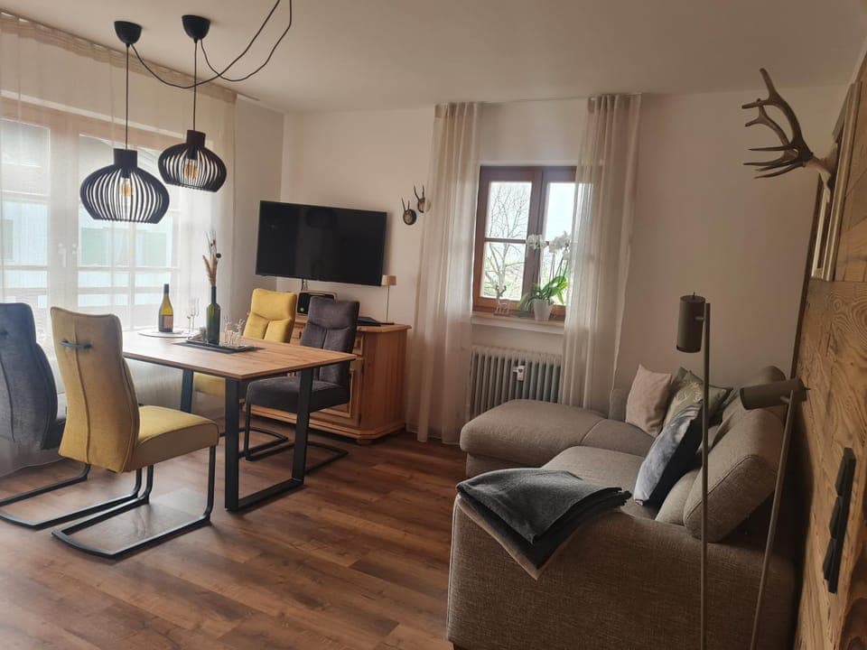 Living room, Dining area