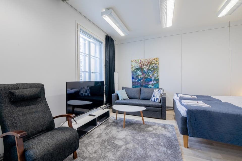 Tyylikäs City studio, Terassi ja ilmainen parkki Vanha Postitalo Apartment in Finland