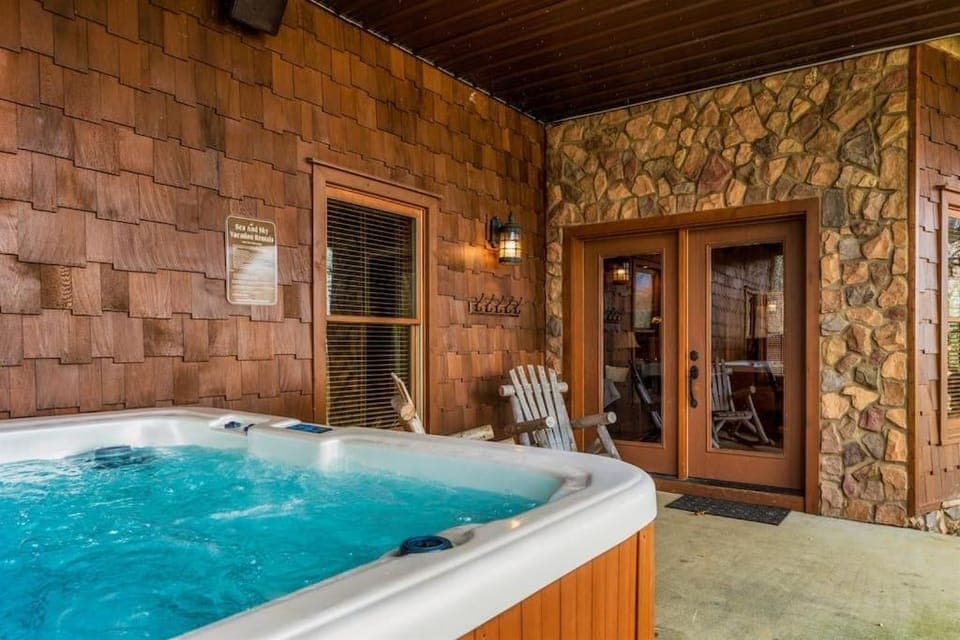 Natural landscape, Hot Tub, Pool view
