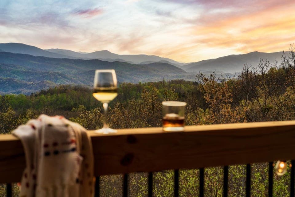 Natural landscape, View (from property/room), Balcony/Terrace, Mountain view, Sunset