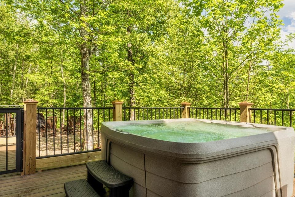 Hot Tub, View (from property/room)