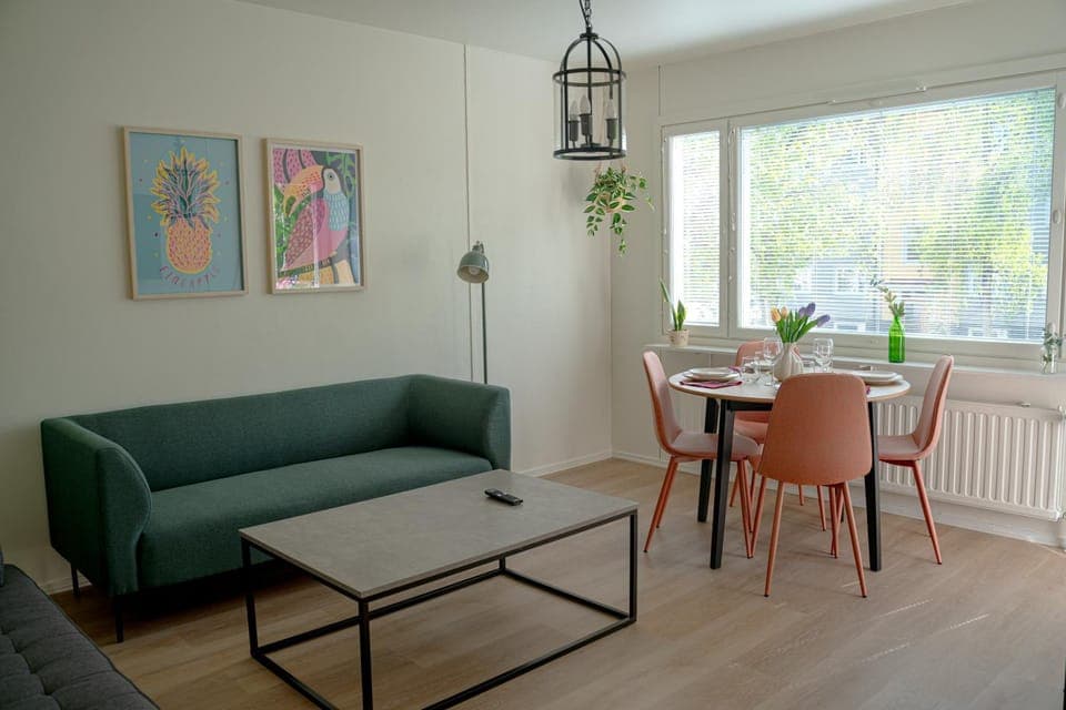 Living room, Dining area