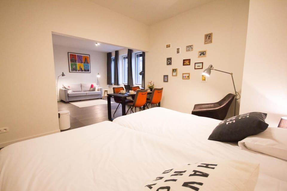 Photo of the whole room