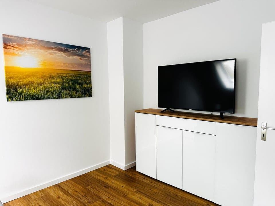 TV and multimedia, Bedroom