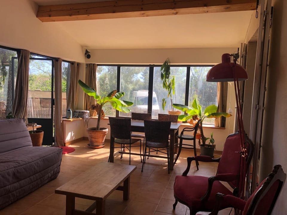 Living room, Seating area, Dining area