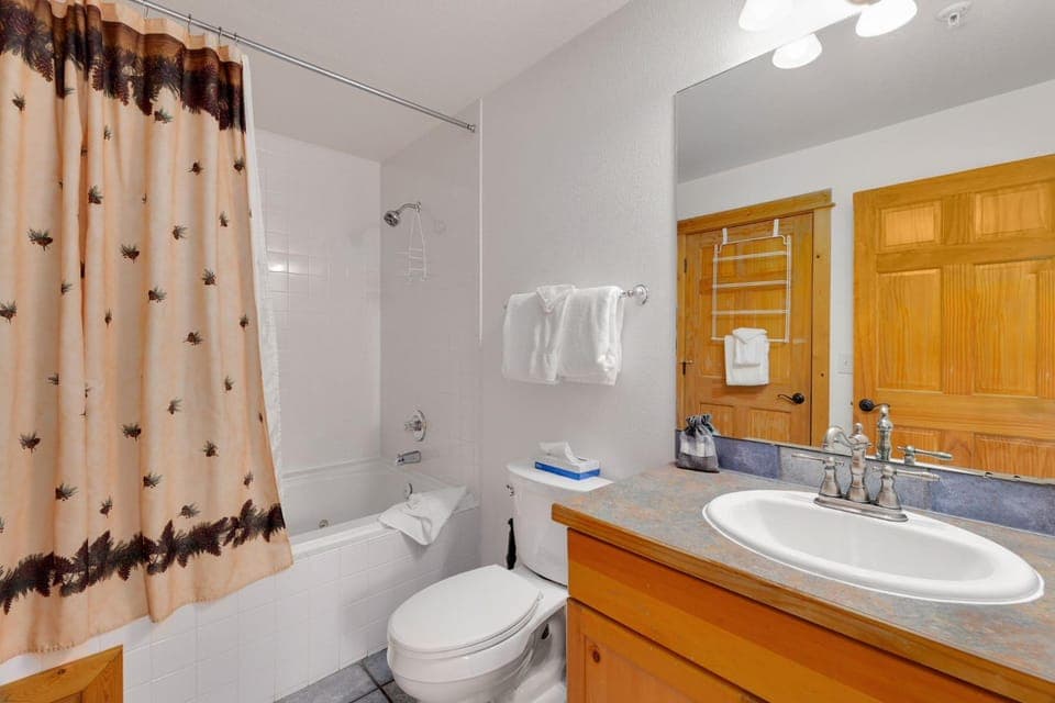 Bugle Pointe B23 by Estes Park Condos Apartment in Estes Park