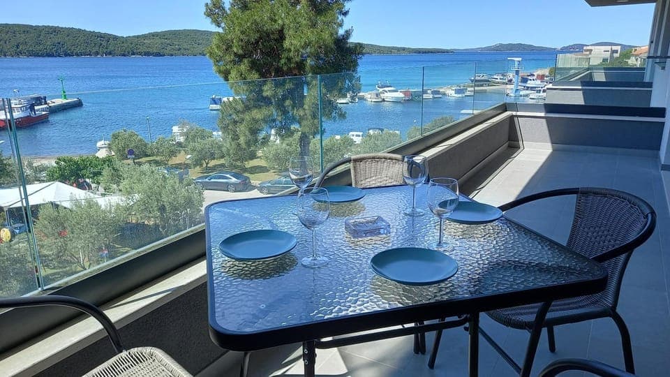 Natural landscape, Landmark view, Landmark view, Sea view, Sea view