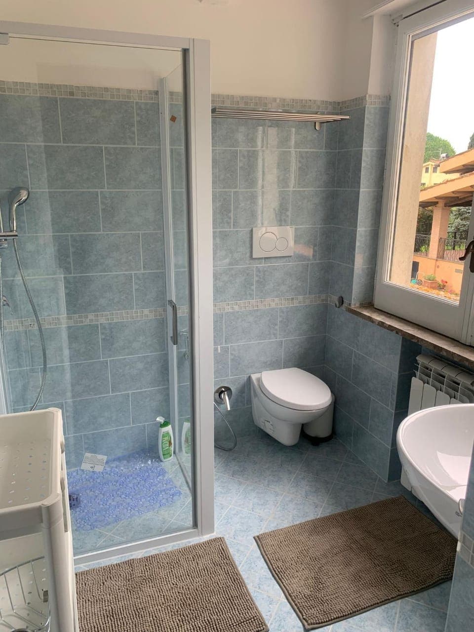 Shower, Toilet, Bathroom