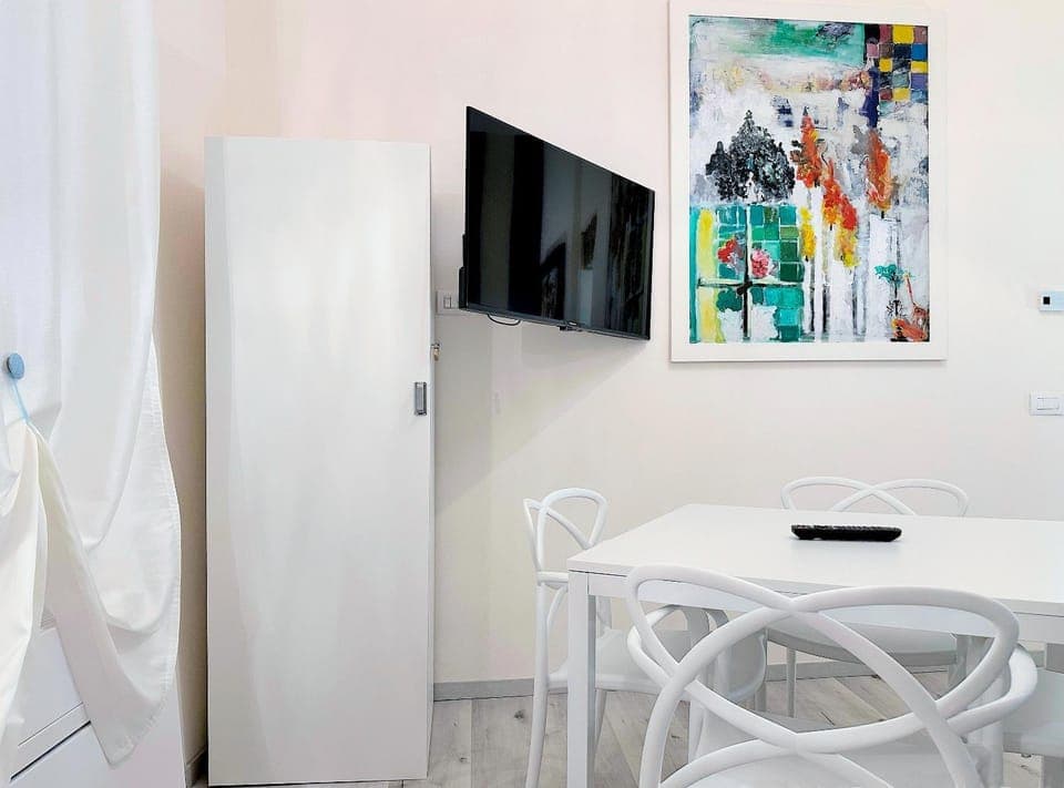 TV and multimedia, Bedroom, air conditioner