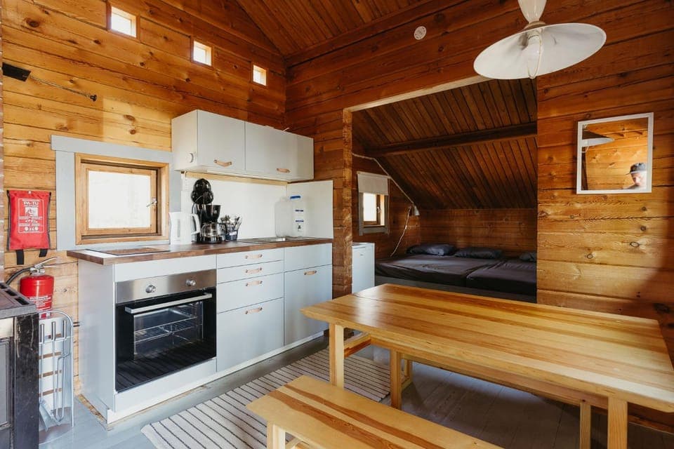 Kitchen or kitchenette, pet friendly