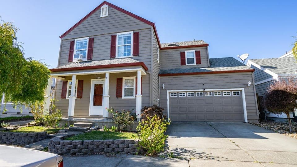 Property building, Street view