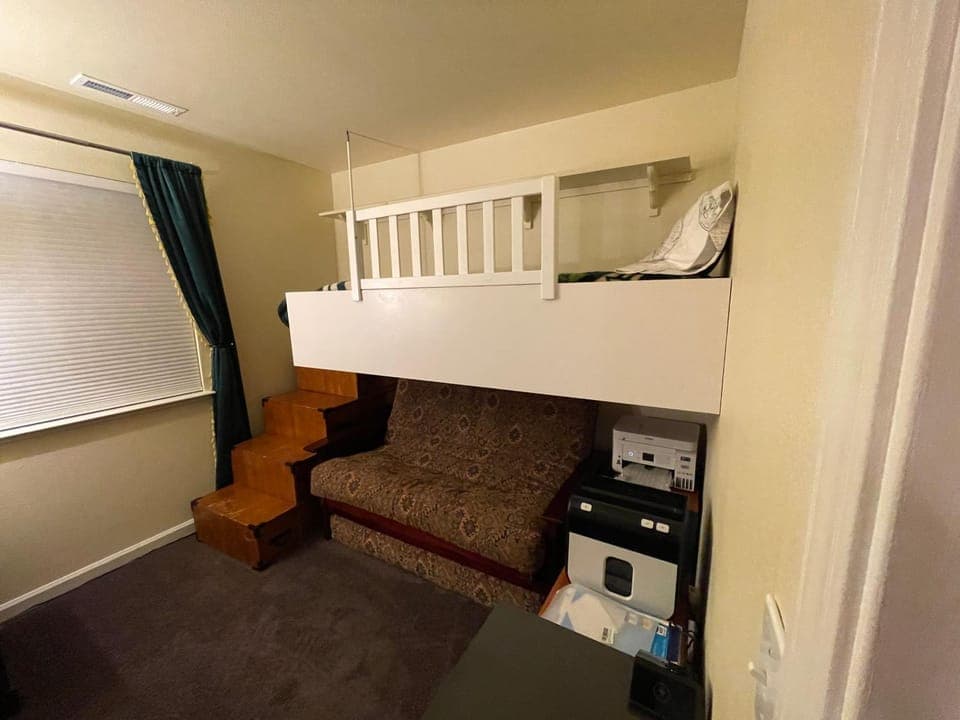 Bed, Bedroom, bunk bed