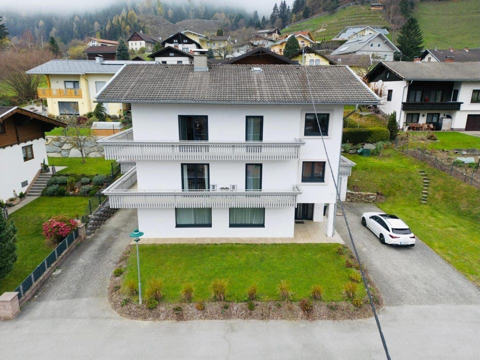 Property building, Day, Bird's eye view