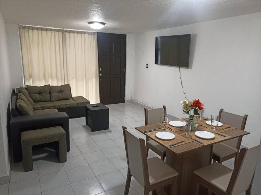 Communal lounge/ TV room, Dining area