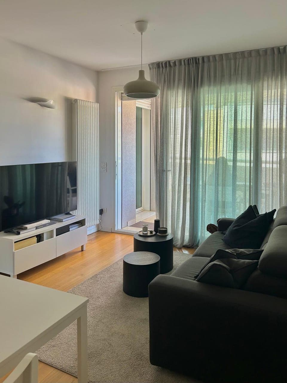 TV and multimedia, Seating area