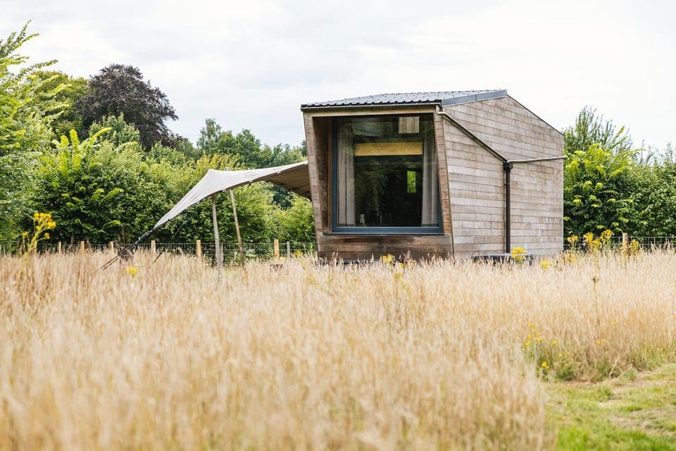Property building, Natural landscape, Garden view
