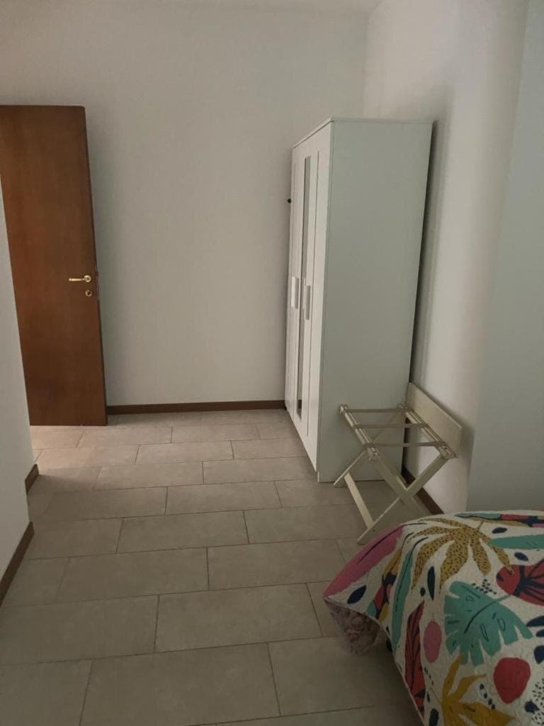 Photo of the whole room, wardrobe