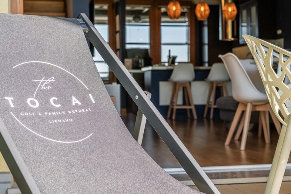 Property logo or sign, Balcony/Terrace, sunbed