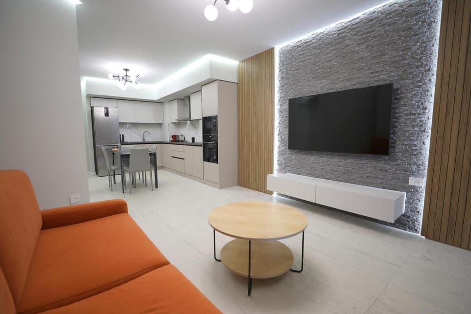 Communal lounge/ TV room, Kitchen or kitchenette, Seating area, Evening entertainment