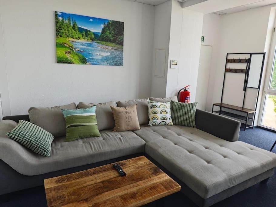 Living room, Photo of the whole room, Seating area