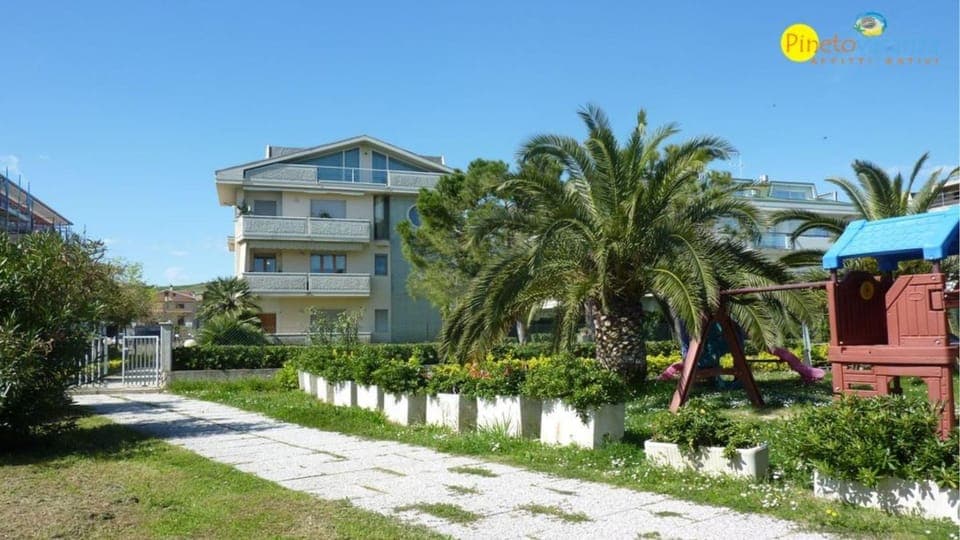 Property building, Garden