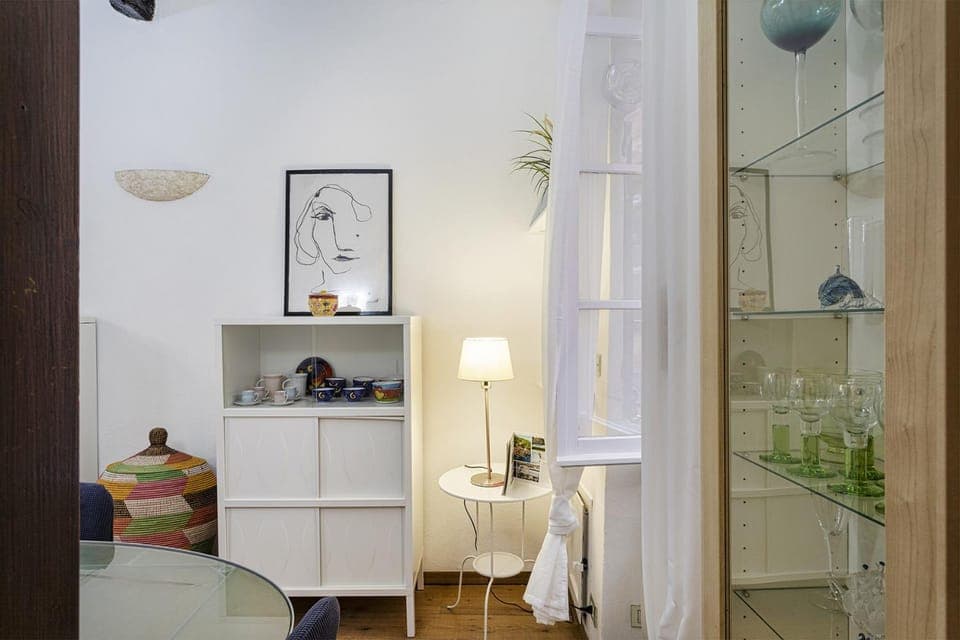 Communal lounge/ TV room, Living room