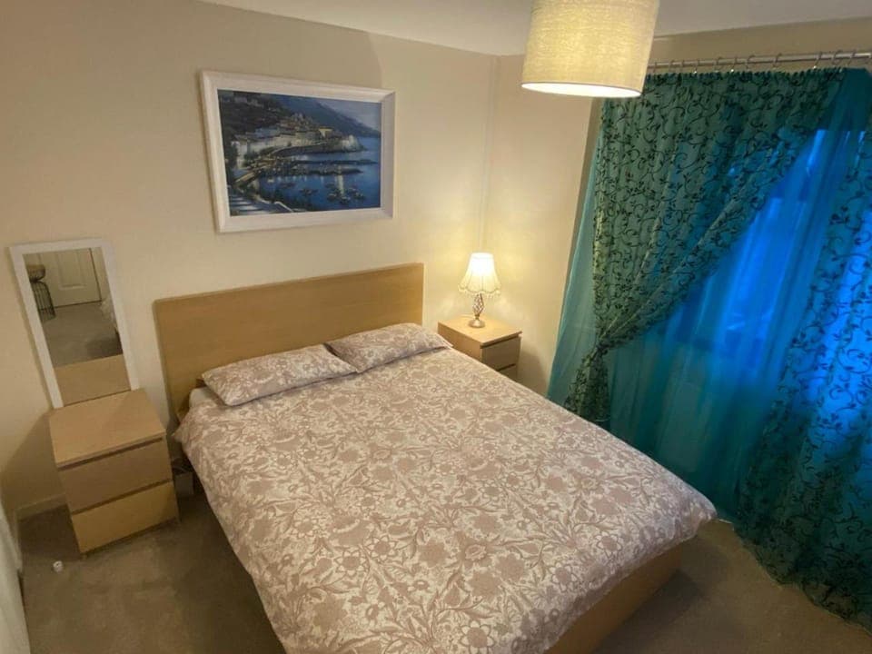 Bed, Photo of the whole room