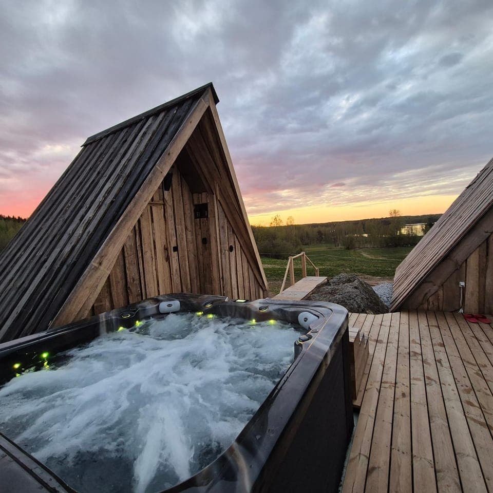 Property building, Natural landscape, Hot Tub, Sunset