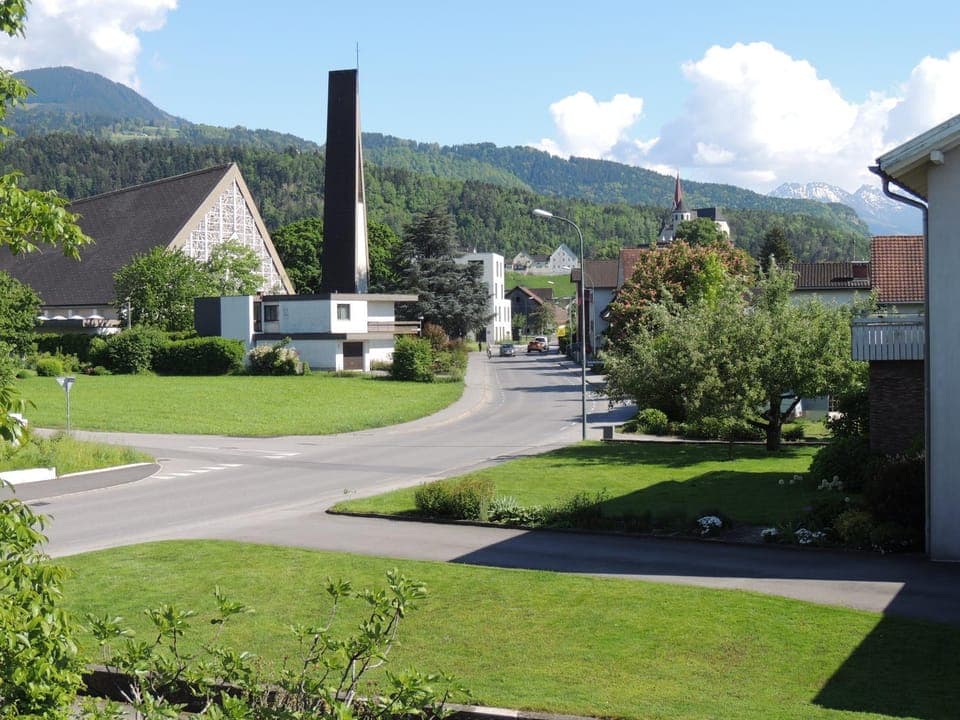 Natural landscape, Mountain view, Street view
