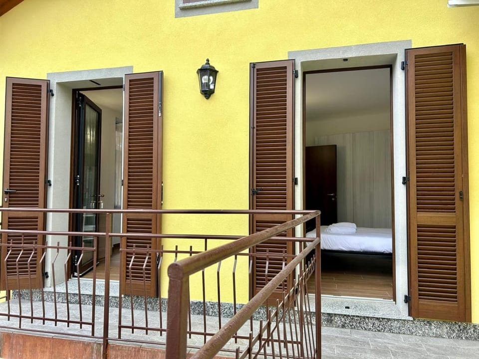 View (from property/room), Photo of the whole room