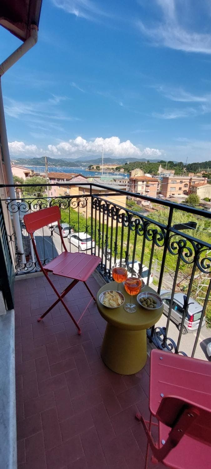 Natural landscape, View (from property/room), Balcony/Terrace, Sea view