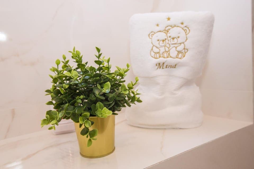 Decorative detail, towels