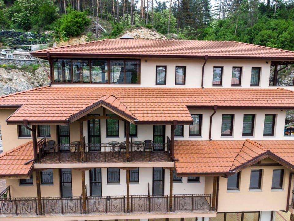 Property building, Day, Natural landscape, View (from property/room), Balcony/Terrace