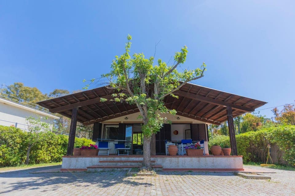 Property building, Garden