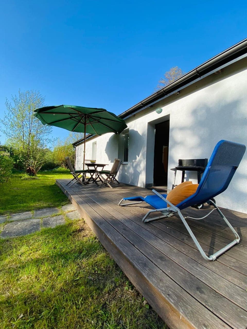 Property building, Garden, Balcony/Terrace, Garden view, sunbed