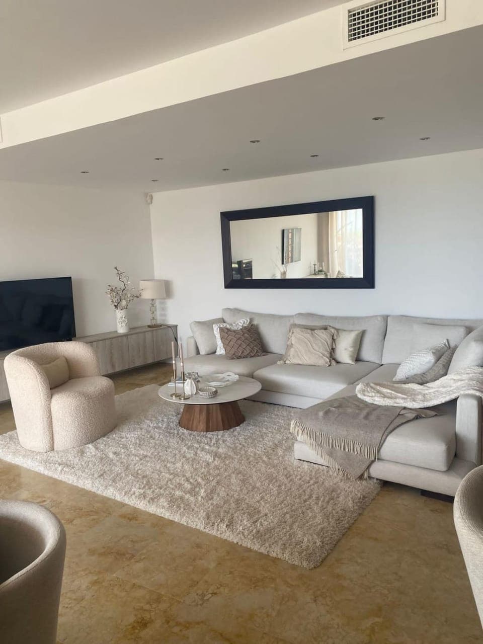 TV and multimedia, Living room