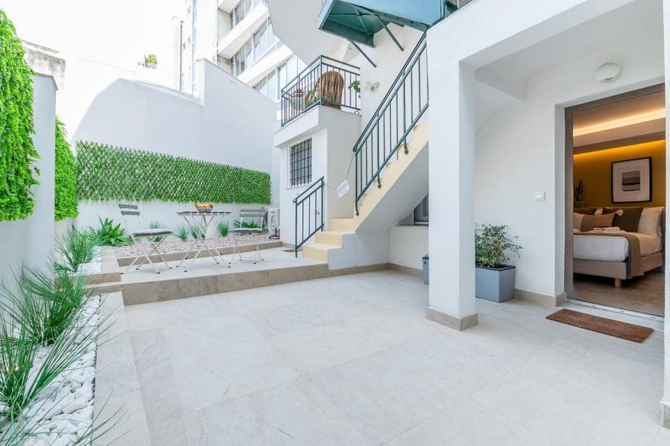Plaka Apartments - Acropolis View Apartment in Plaka