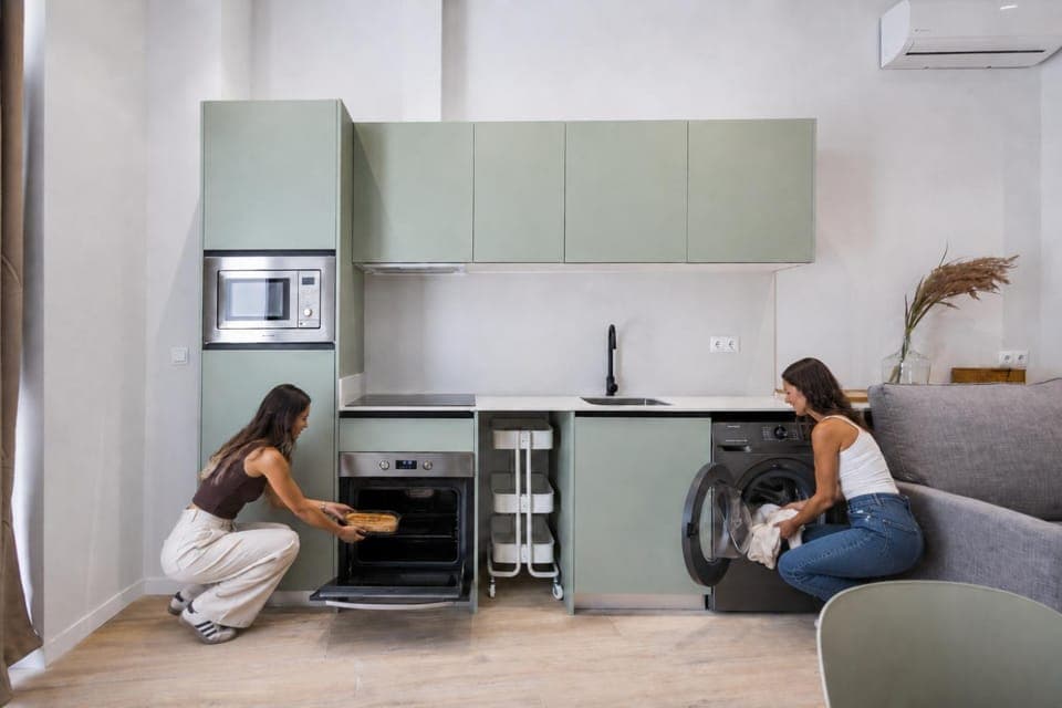 Kitchen or kitchenette