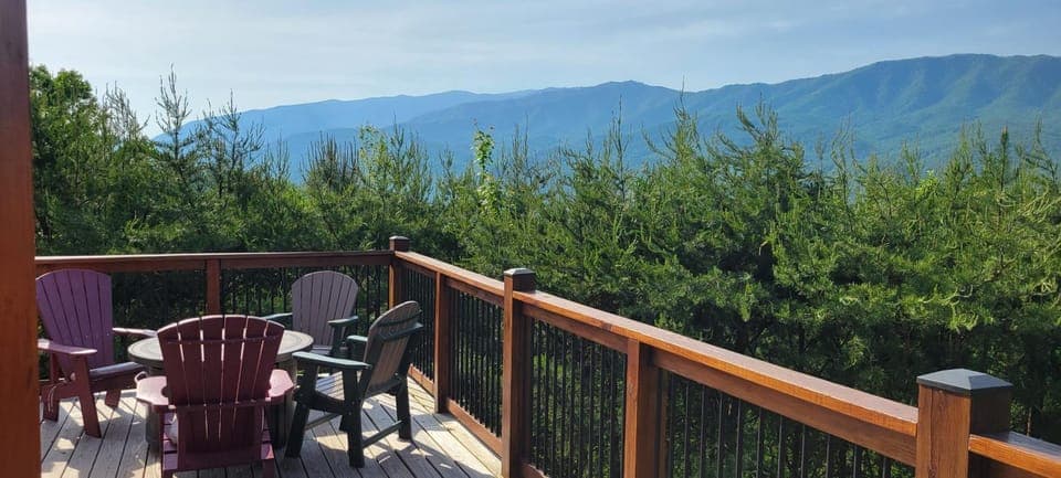 Pinnacle View Lodge by Stony Brook Cabins Cabin in Pittman Center