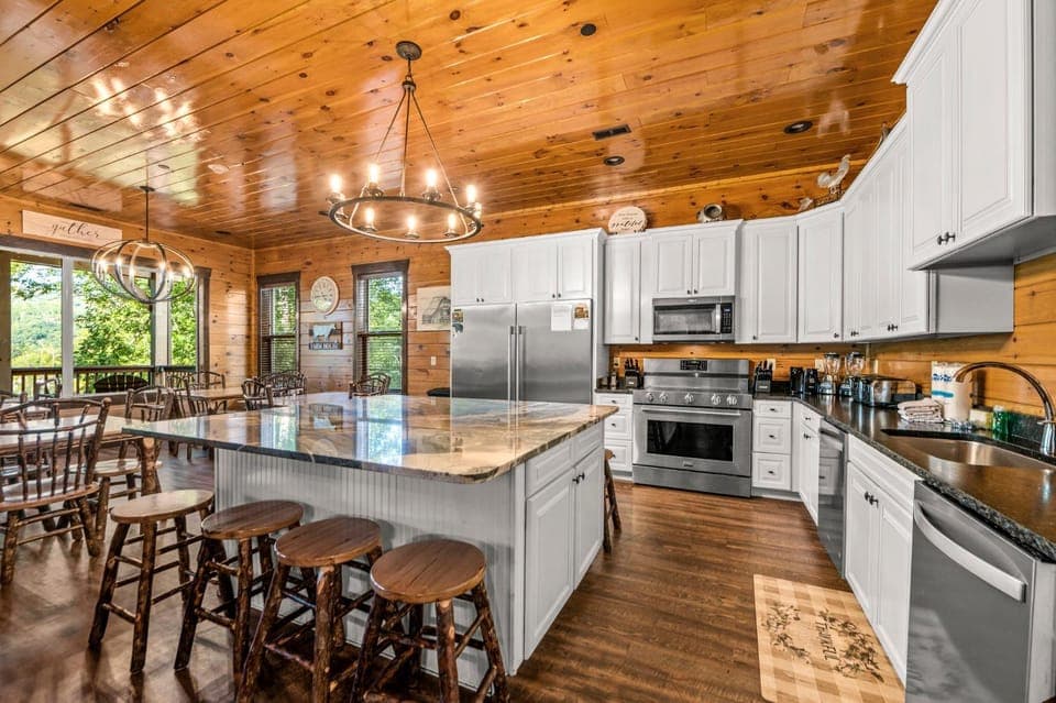 The Great Maple Retreat by Stony Brook Cabins Cabin in Gatlinburg