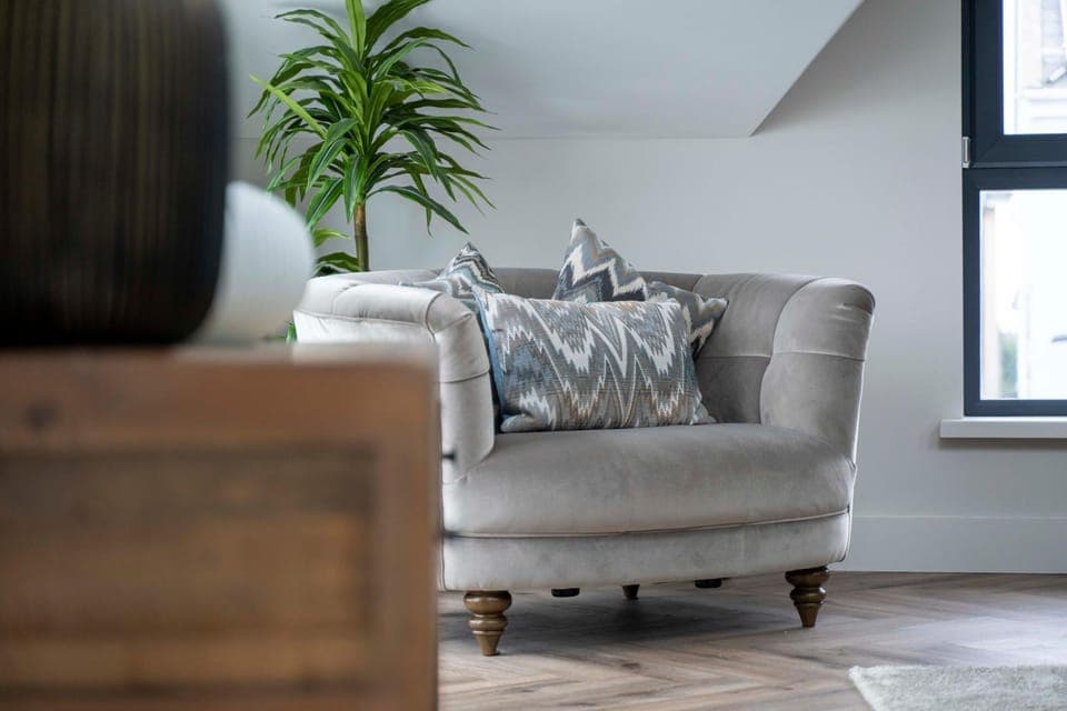 Living room, Seating area