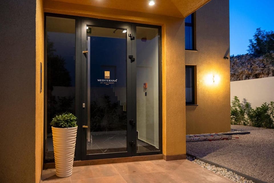 Property building, Night