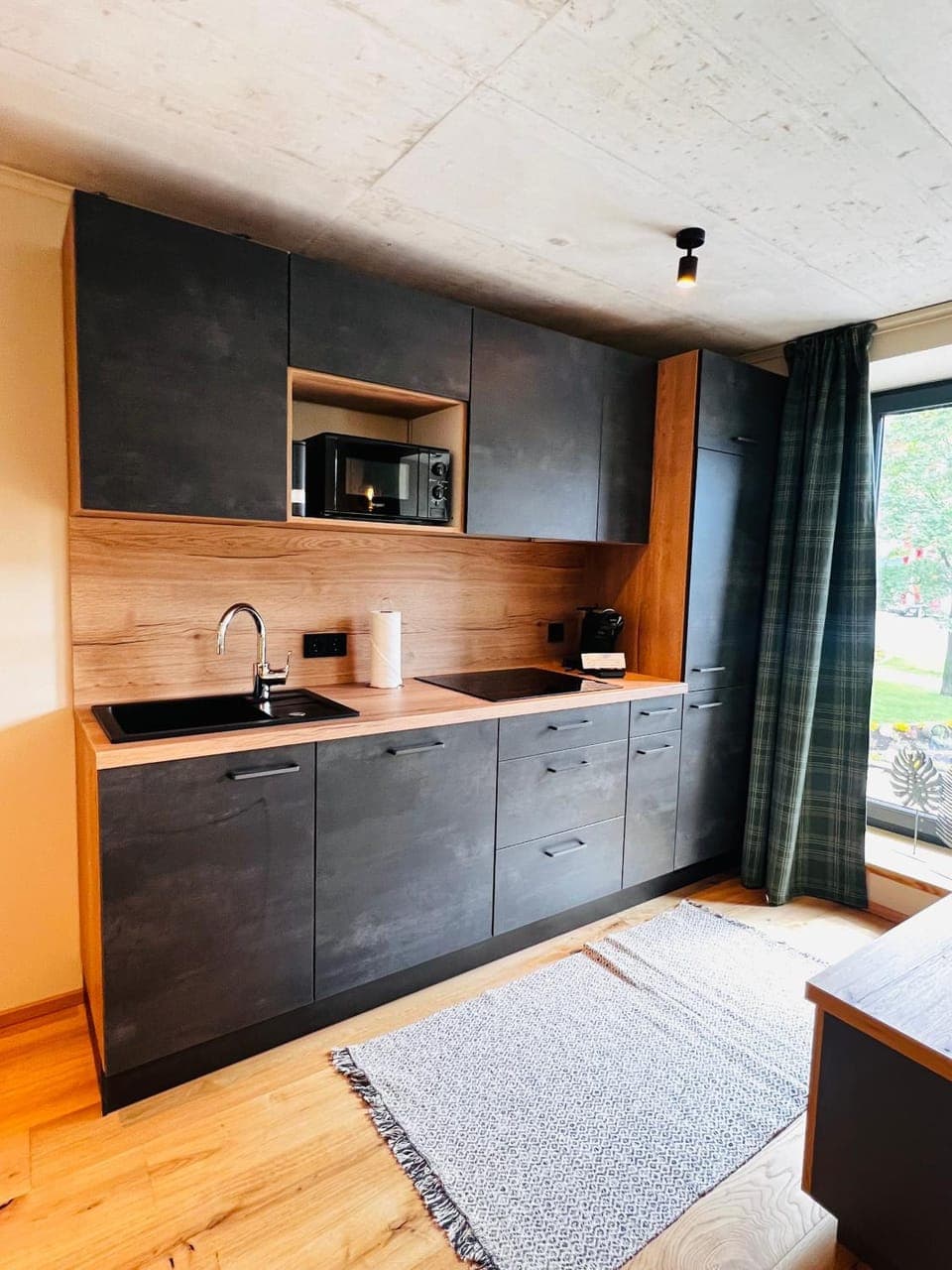 Kitchen or kitchenette, stove