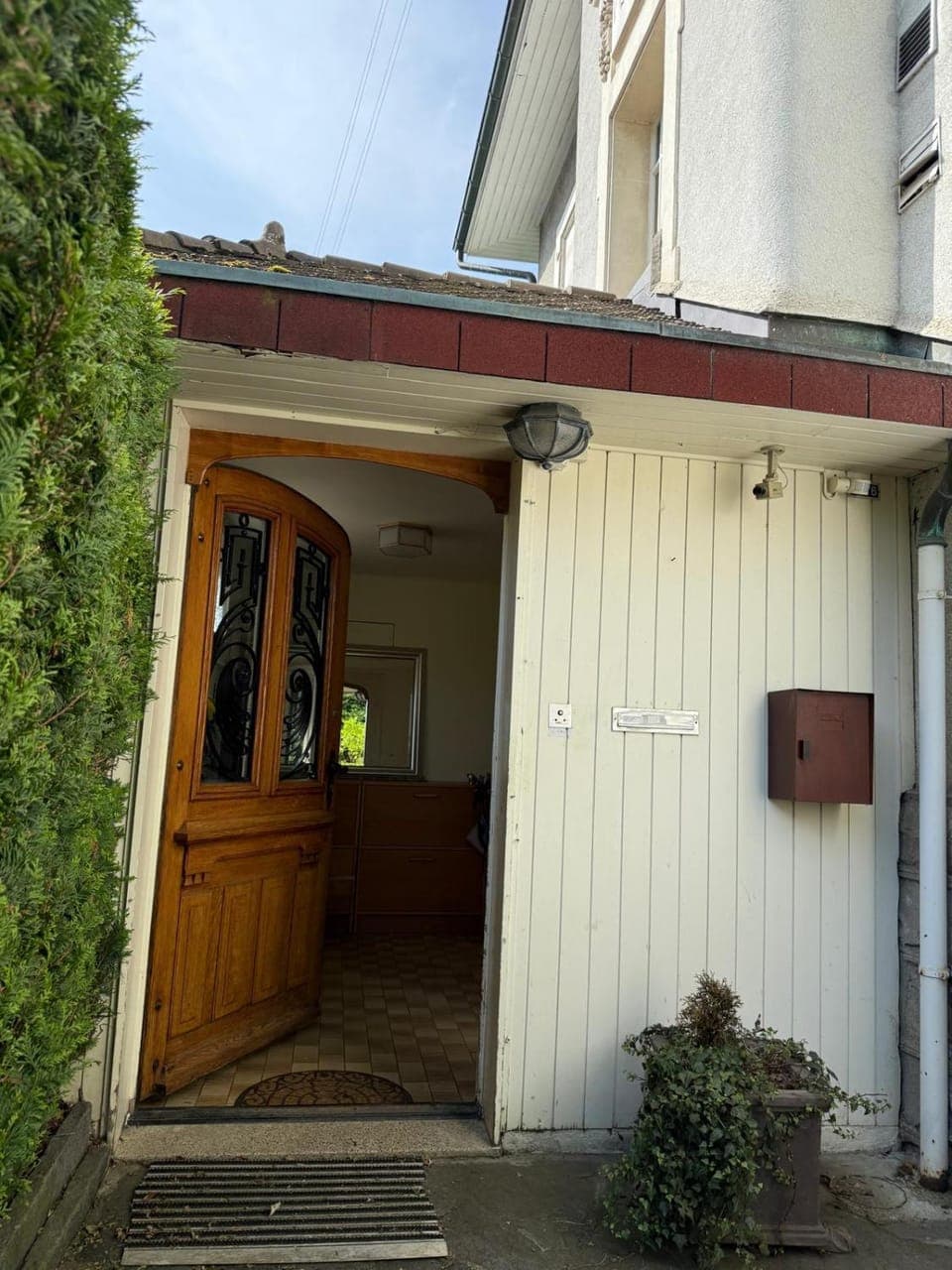 Property building, Facade/entrance