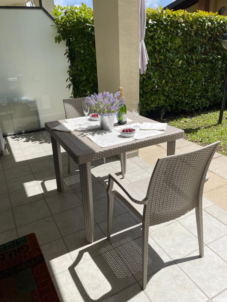 Patio, Day, Garden, Garden view