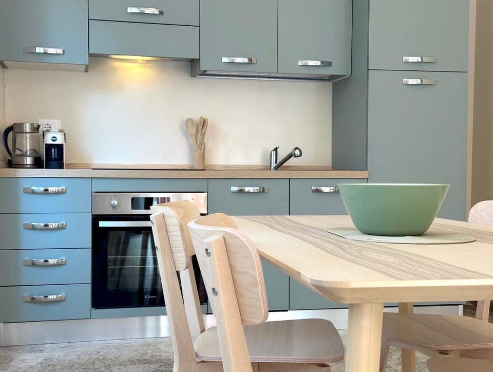 Kitchen or kitchenette, Lunch, Dinner, kitchen