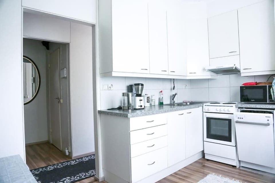 Coffee/tea facilities, Kitchen or kitchenette, dishwasher, oven, pet friendly, stove, toaster