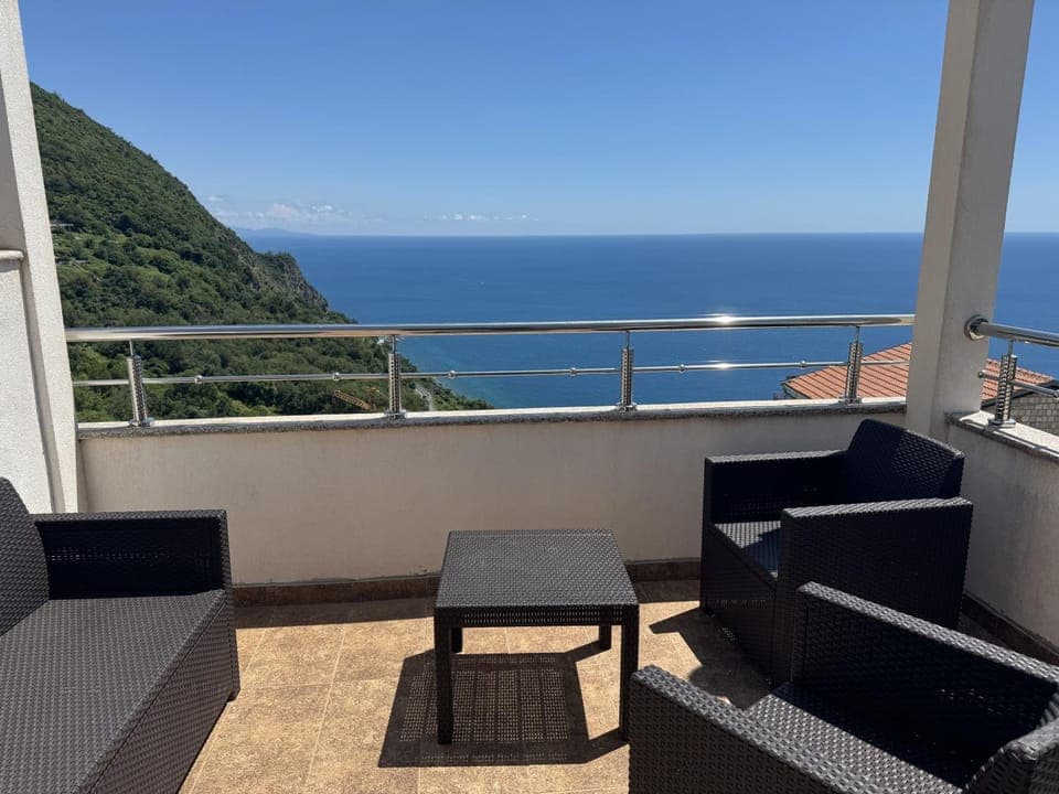 Natural landscape, View (from property/room), Balcony/Terrace, Mountain view, Sea view