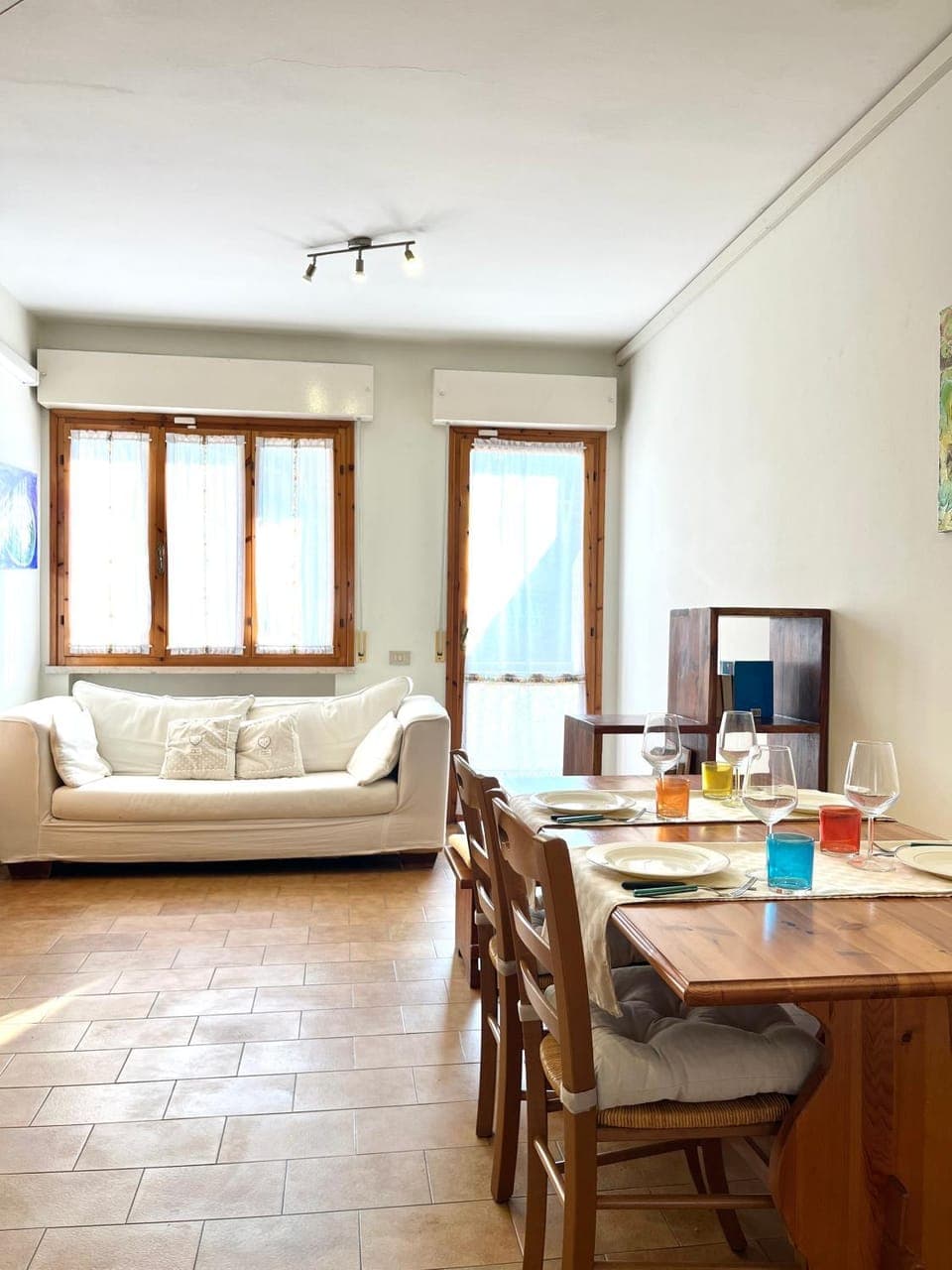 Living room, Dining area