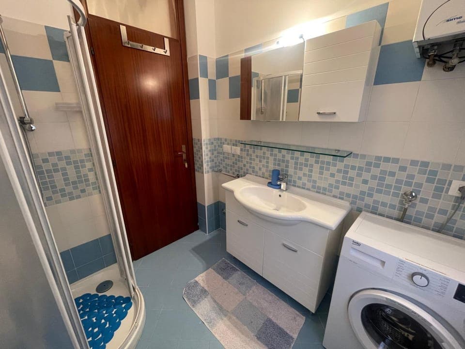 Shower, Toilet, bidet, washing machine